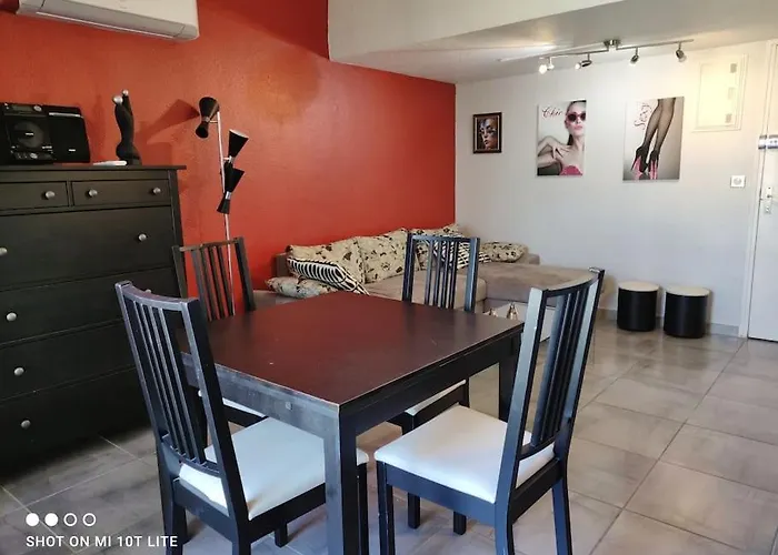 143, Port Soleil Au Village Naturiste آجد